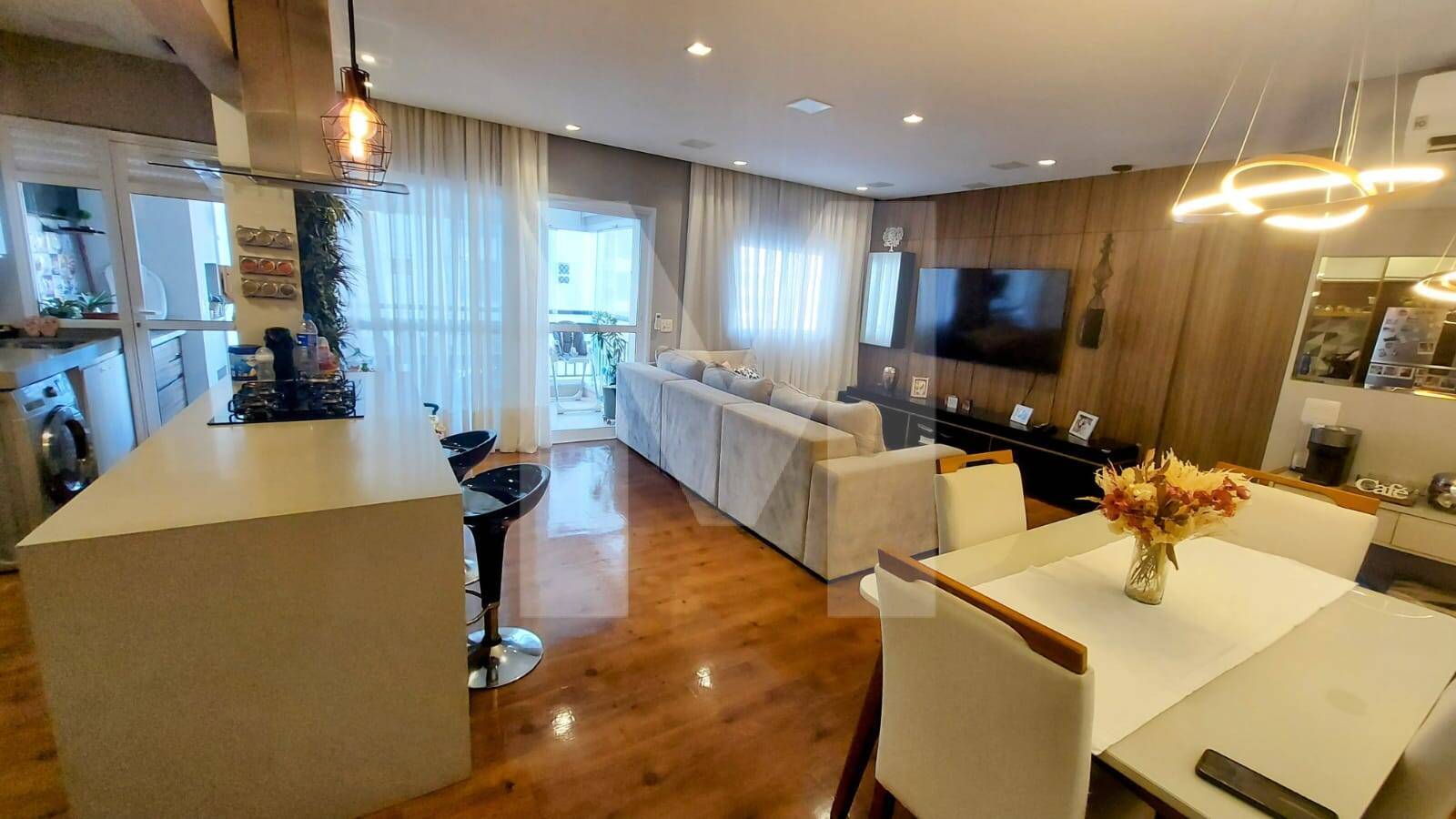 Apartamento de 93m² com 2 Suítes e Fino Acabamento no Baeta Neves